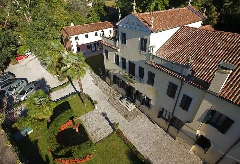 호텔 Villa Alberti