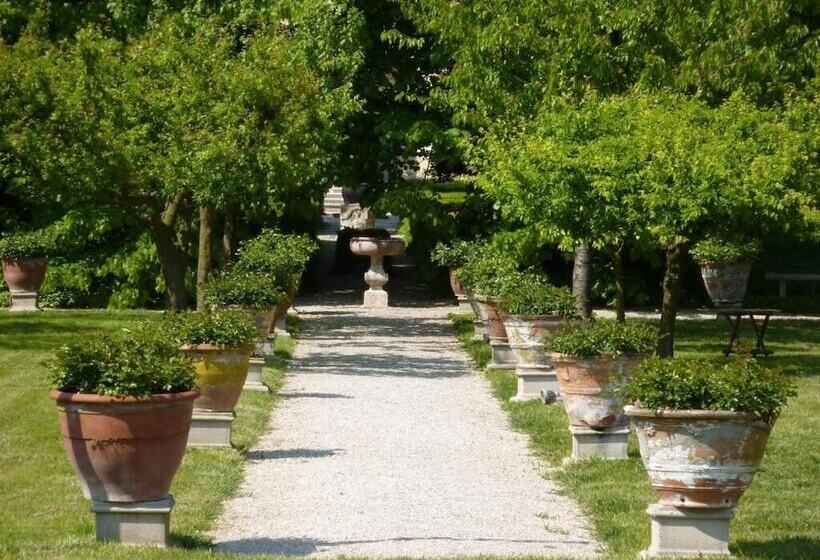 בית מלון כפרי Villa Alberti