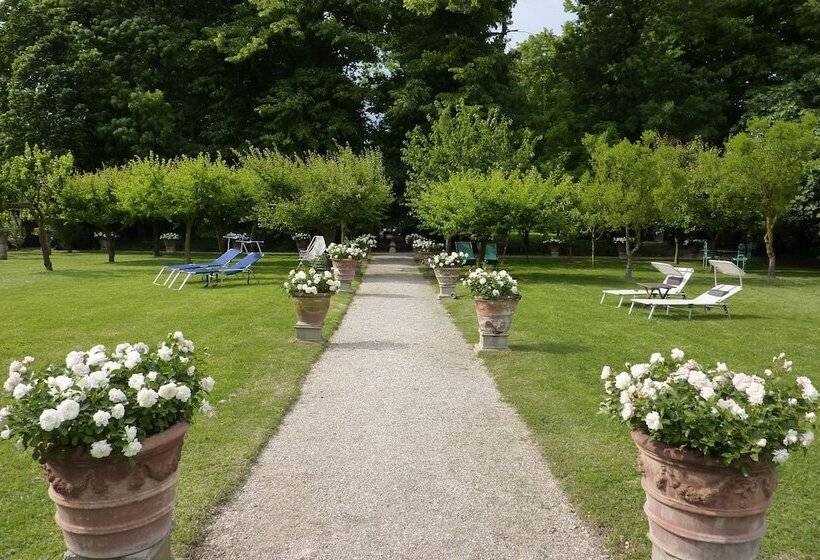 בית מלון כפרי Villa Alberti