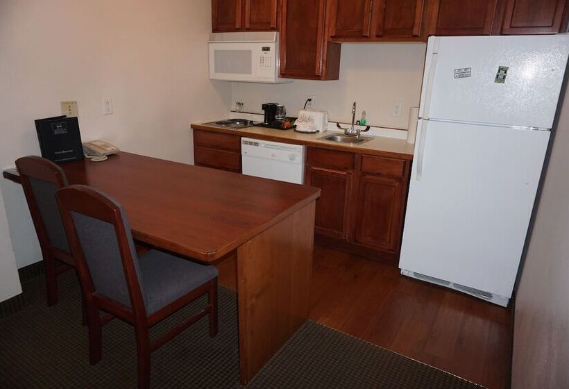 River Hills Hotel  Mankato