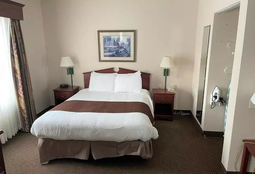 River Hills Hotel  Mankato