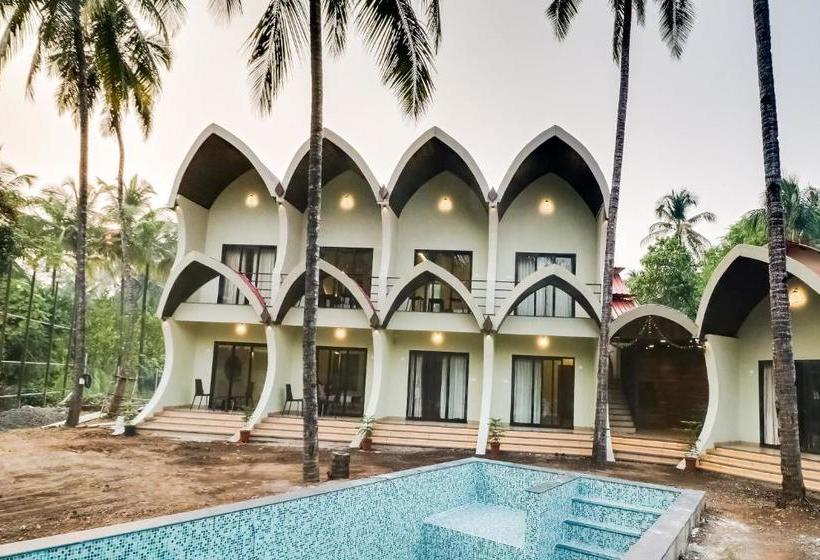 Hotelli Collection O 47512 Eleven Petals Resort