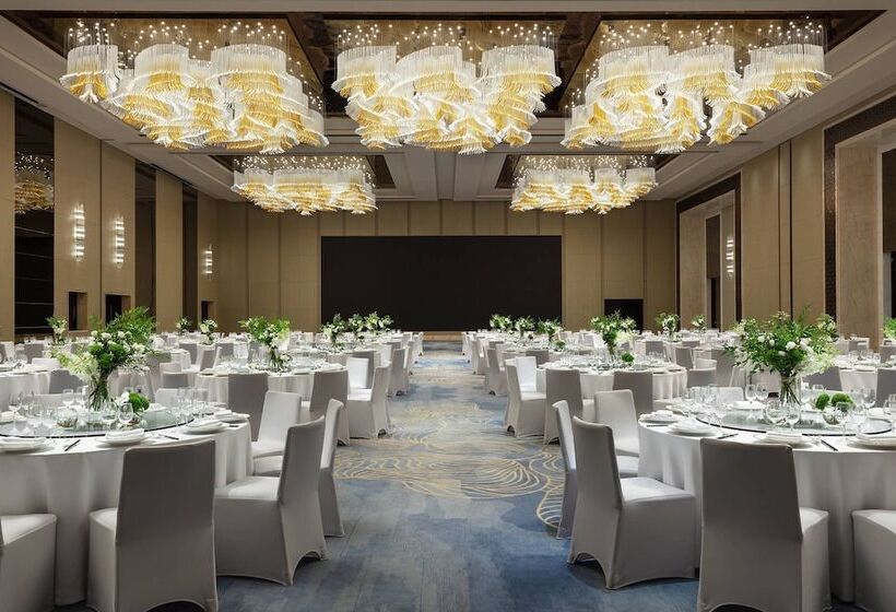 Отель Courtyard By Marriott Yinchuan