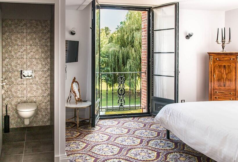 هتل Les Jardins De Josephine  Le Manoir