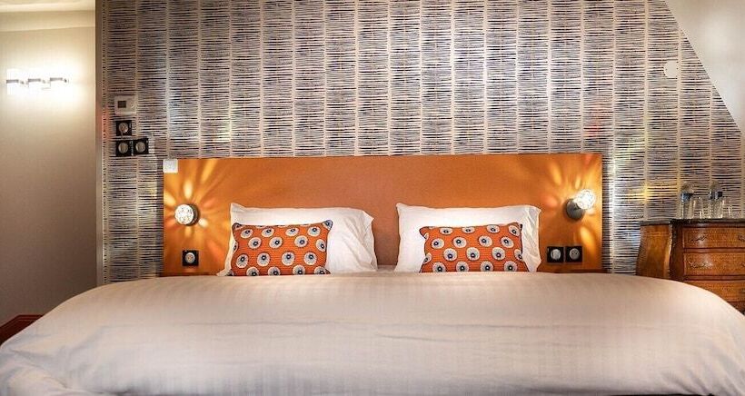 هتل Les Jardins De Josephine  Le Manoir