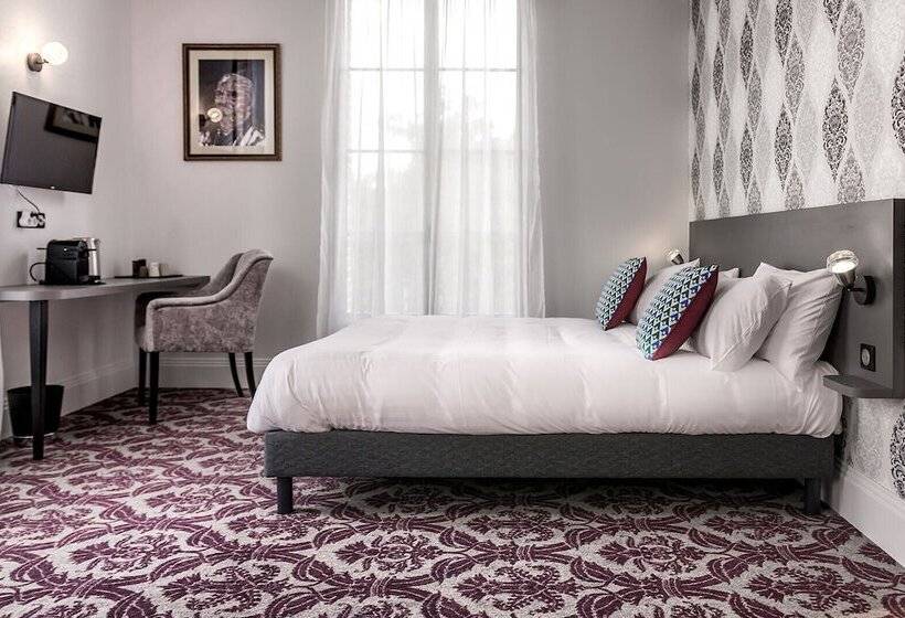 هتل Les Jardins De Josephine  Le Manoir