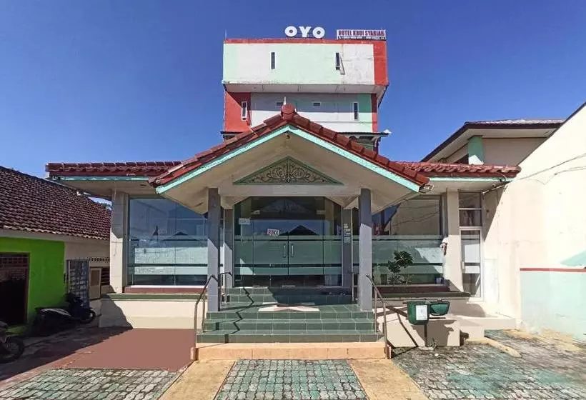 ホテル Oyo 2611  Krui Syariah