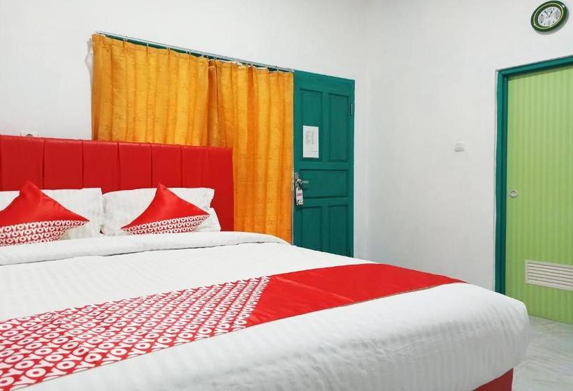 Hotel Oyo 2611  Krui Syariah