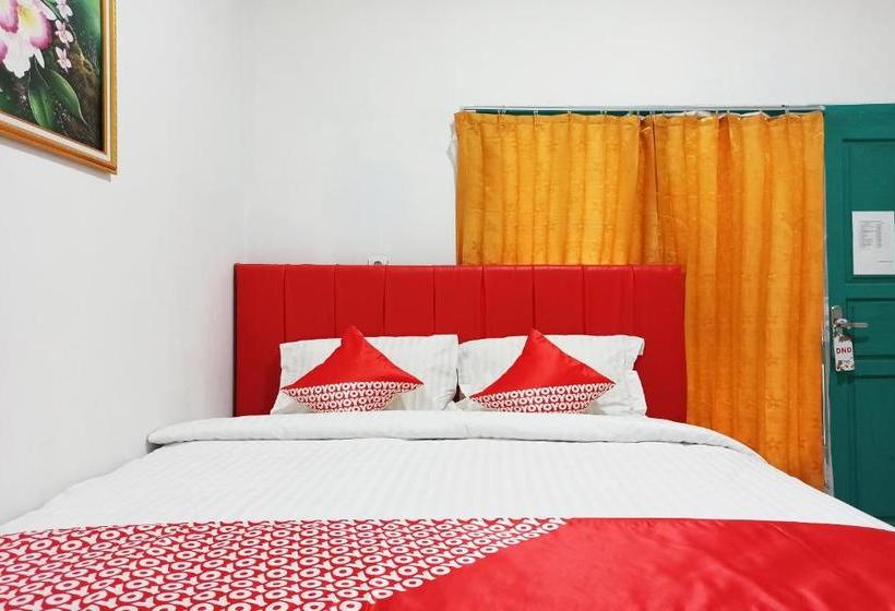 Hotel Oyo 2611  Krui Syariah