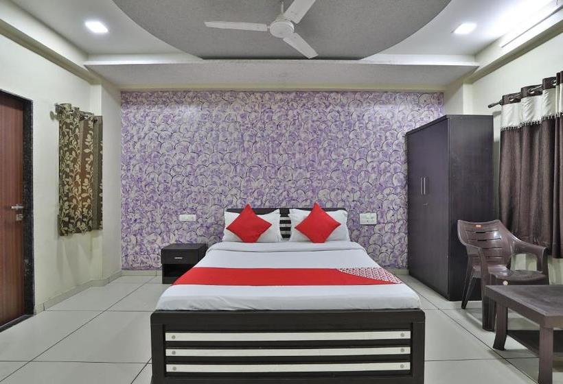 فندق Oyo 44206  Saurashtra