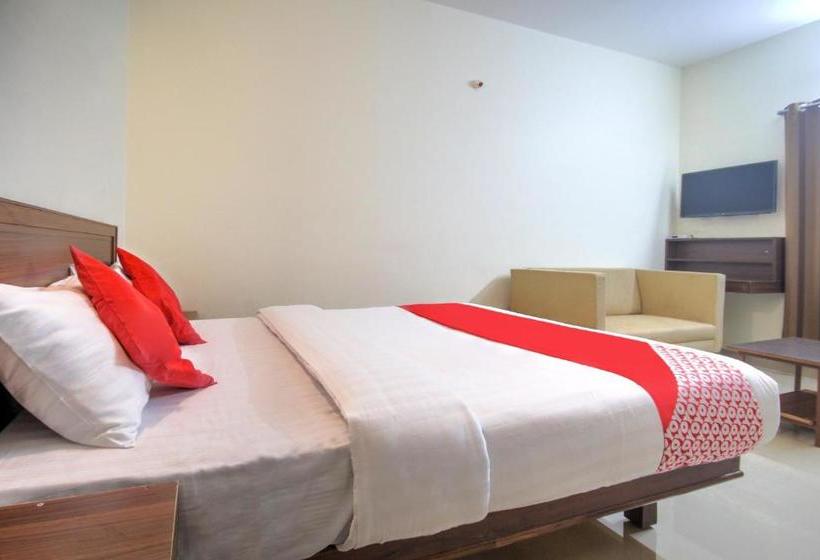 酒店 Oyo 48373 Sri Darshanam Homes