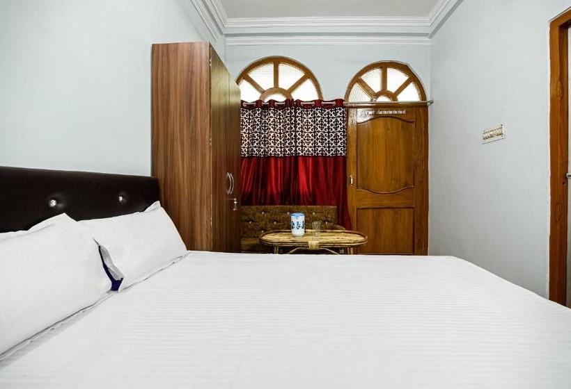 ホテル Spot On 43838  Red Rose