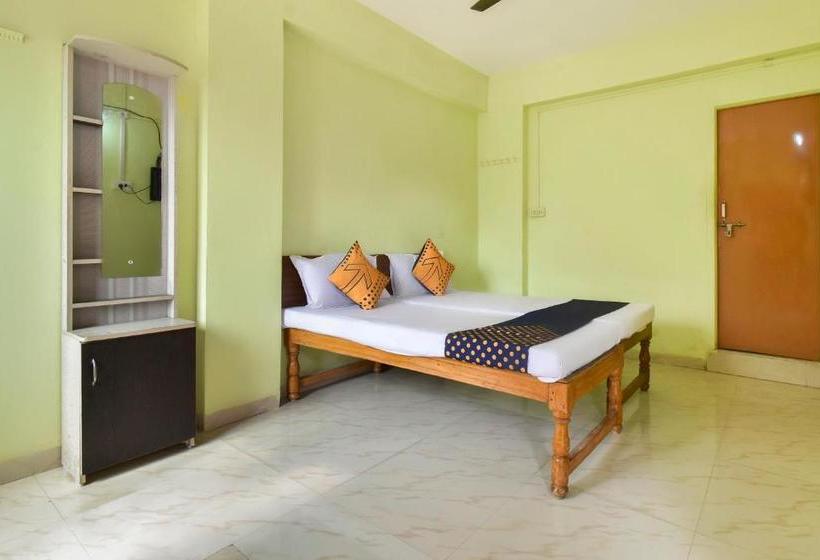 酒店 Spot On 65499 Tirupati Lodge