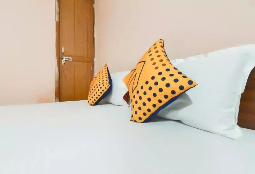 Hotelli Spot On 65499 Tirupati Lodge