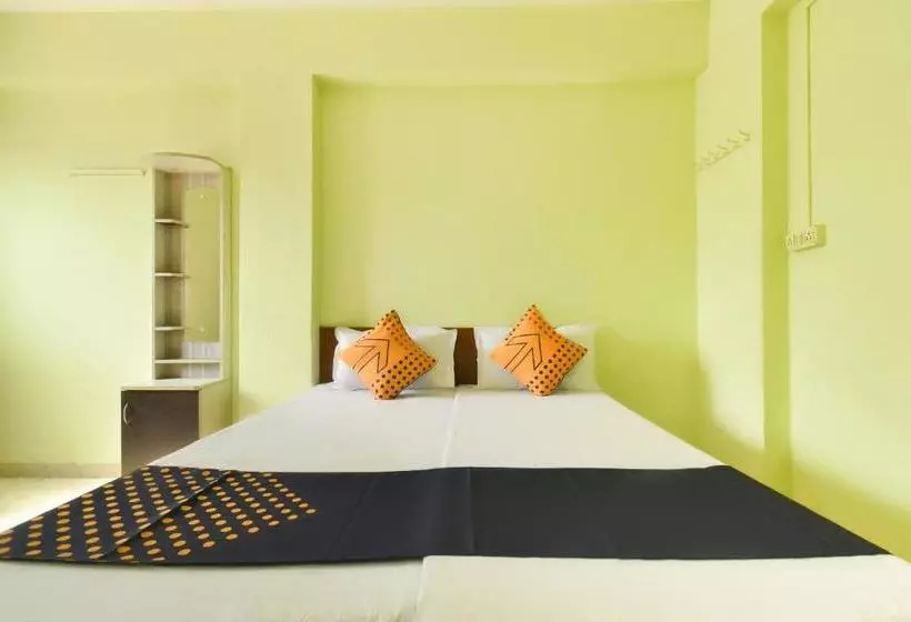 Hotelli Spot On 65499 Tirupati Lodge