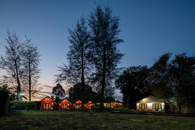 Отель St Resort