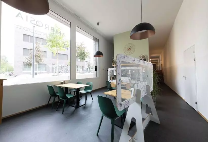 Majatalo Ambrosia Guesthouse