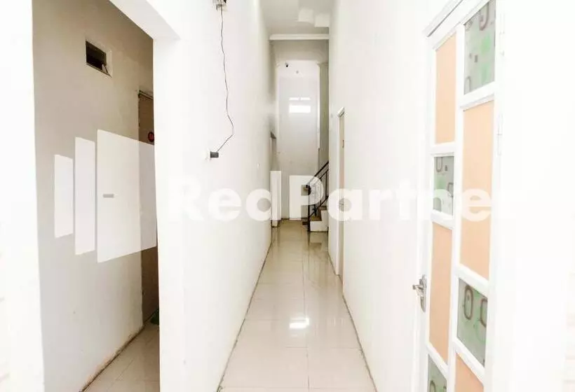 Majatalo Happy Inn Puspo Mitra Reddoorz