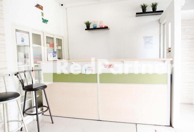 פנסיון Happy Inn Puspo Mitra Reddoorz