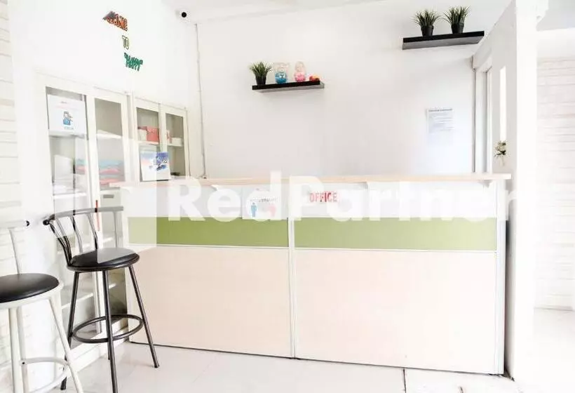 Majatalo Happy Inn Puspo Mitra Reddoorz