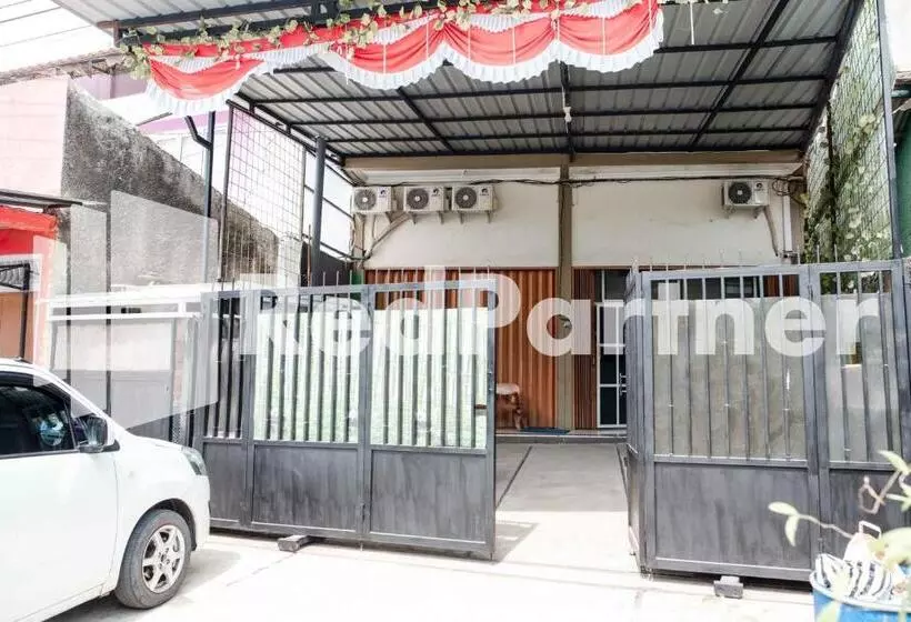 Majatalo Happy Inn Puspo Mitra Reddoorz