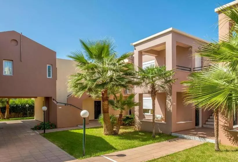 Theos Holidays Apartments