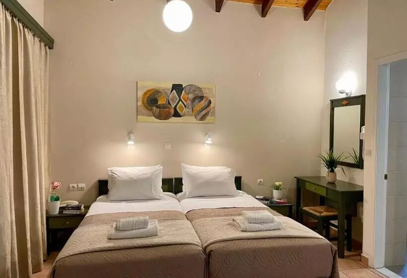 Theos Holidays Apartments