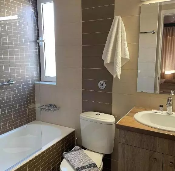 Theos Holidays Apartments