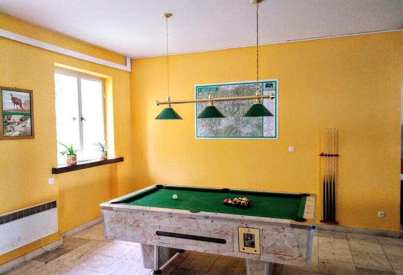 הוסטל Chata Kosodrevina Turistická Ubytovňa