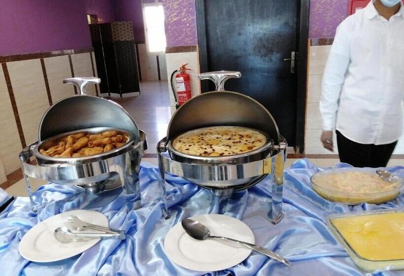 فندق Arabian Palm