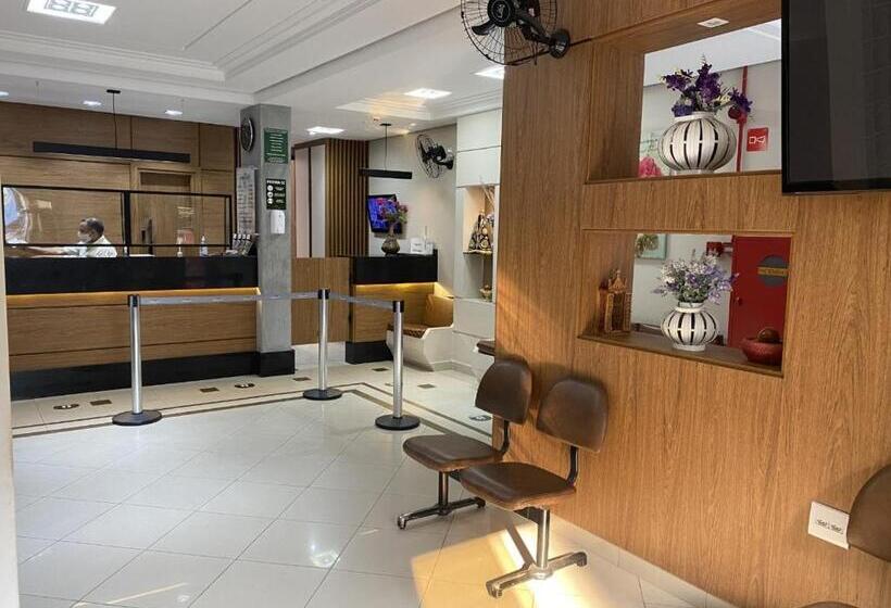 فندق Colina Park