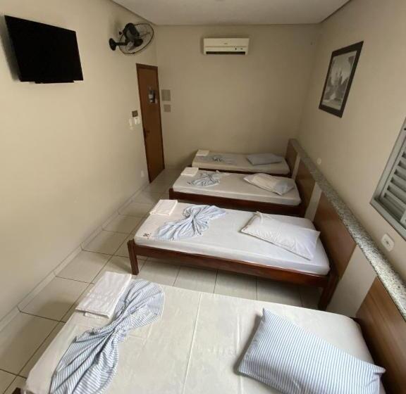 فندق Colina Park