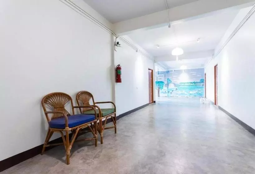 Hotelli Oyo 1118 Klboutique