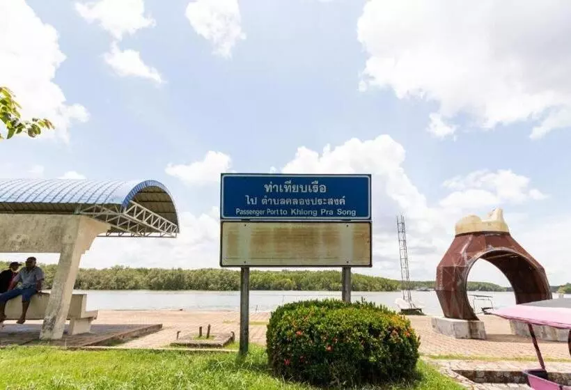 Hotelli Oyo 1118 Klboutique