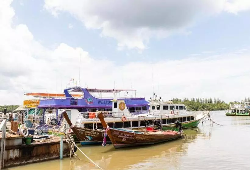 Hotelli Oyo 1118 Klboutique