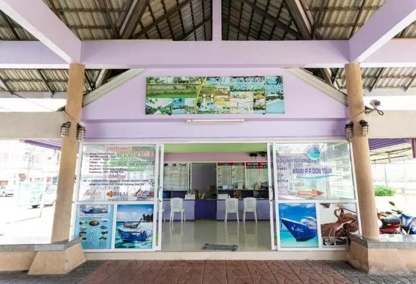 Hotelli Oyo 1118 Klboutique