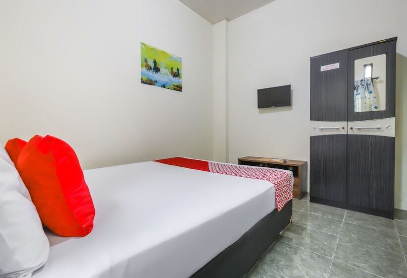 酒店 Oyo 3830 Dfarys Gh Syariah