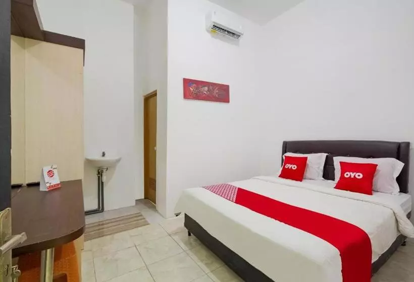 ホテル Oyo Life 3358 Griya Aisyah Residence 2