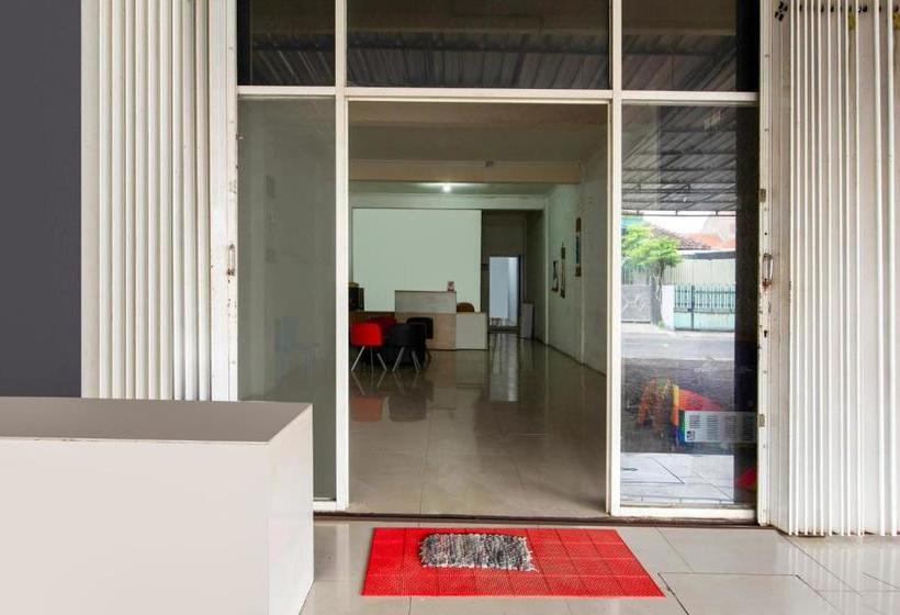 Otel Oyo Life 3358 Griya Aisyah Residence 2