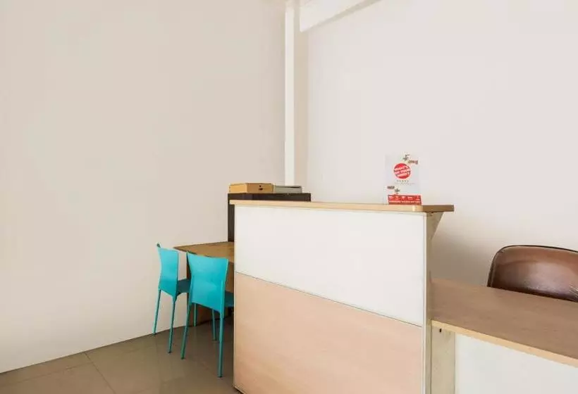 ホテル Oyo Life 3358 Griya Aisyah Residence 2