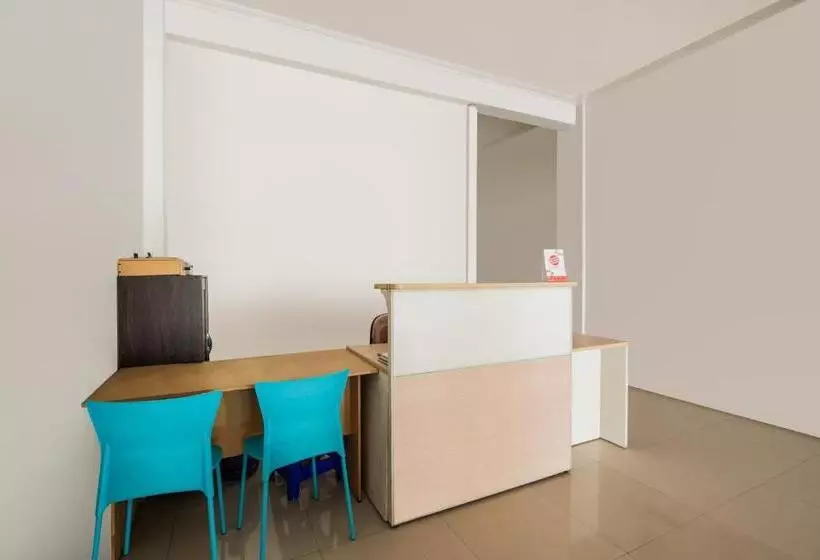 ホテル Oyo Life 3358 Griya Aisyah Residence 2