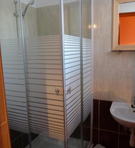 ペンション Tordai Vendégház