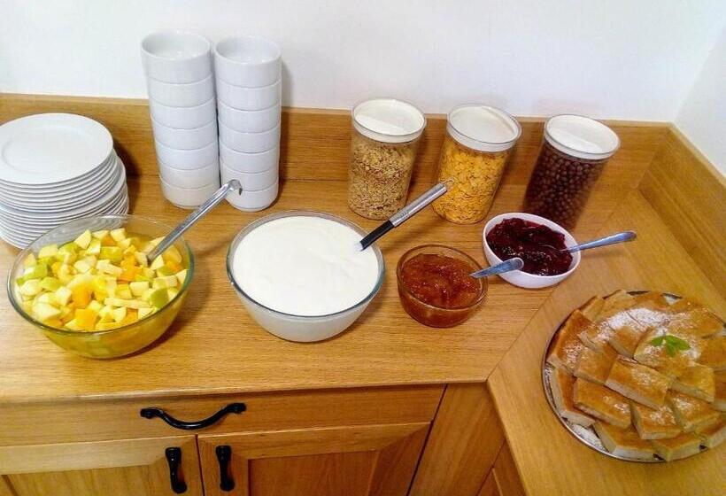 ペンション Villa Marcus