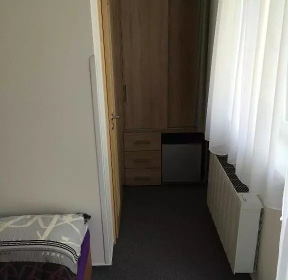 ペンション Villa Marcus