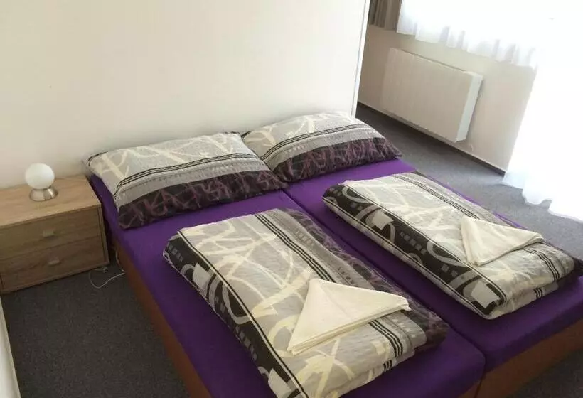 ペンション Villa Marcus