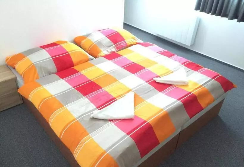 ペンション Villa Marcus