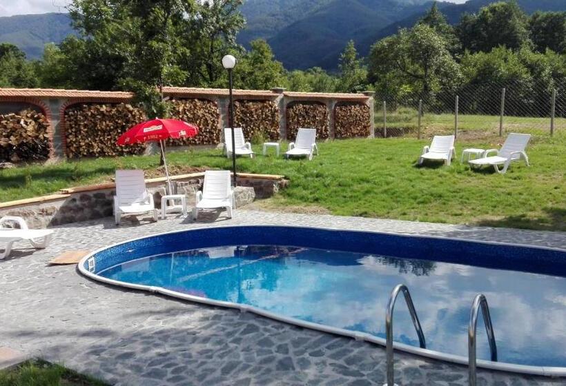 منتجع комплекс тянкови къщи