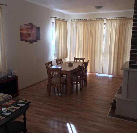 منتجع комплекс тянкови къщи