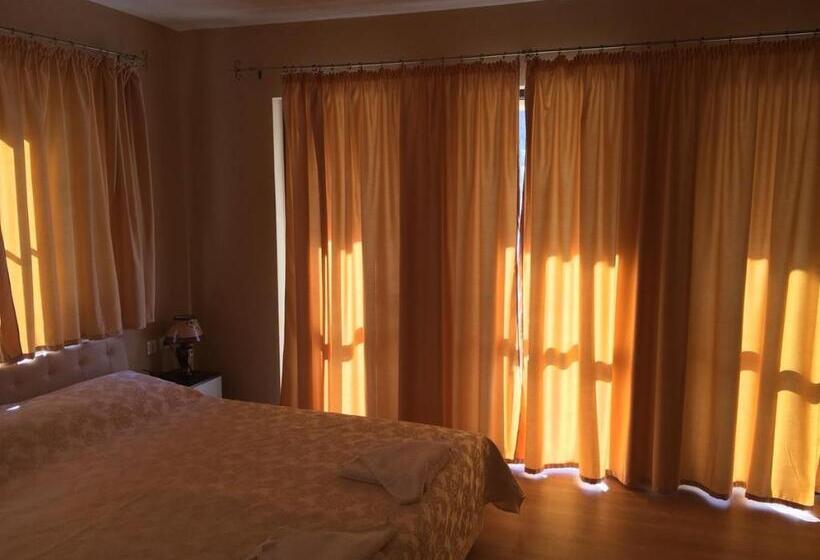 منتجع комплекс тянкови къщи