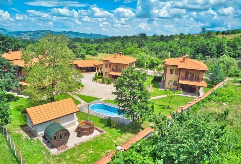 منتجع комплекс тянкови къщи